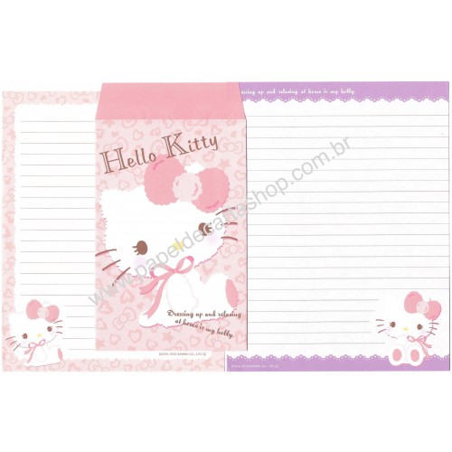 Ano 2013. Kit 2 Conjuntos de Papel de Carta Hello Kitty Dressing Up