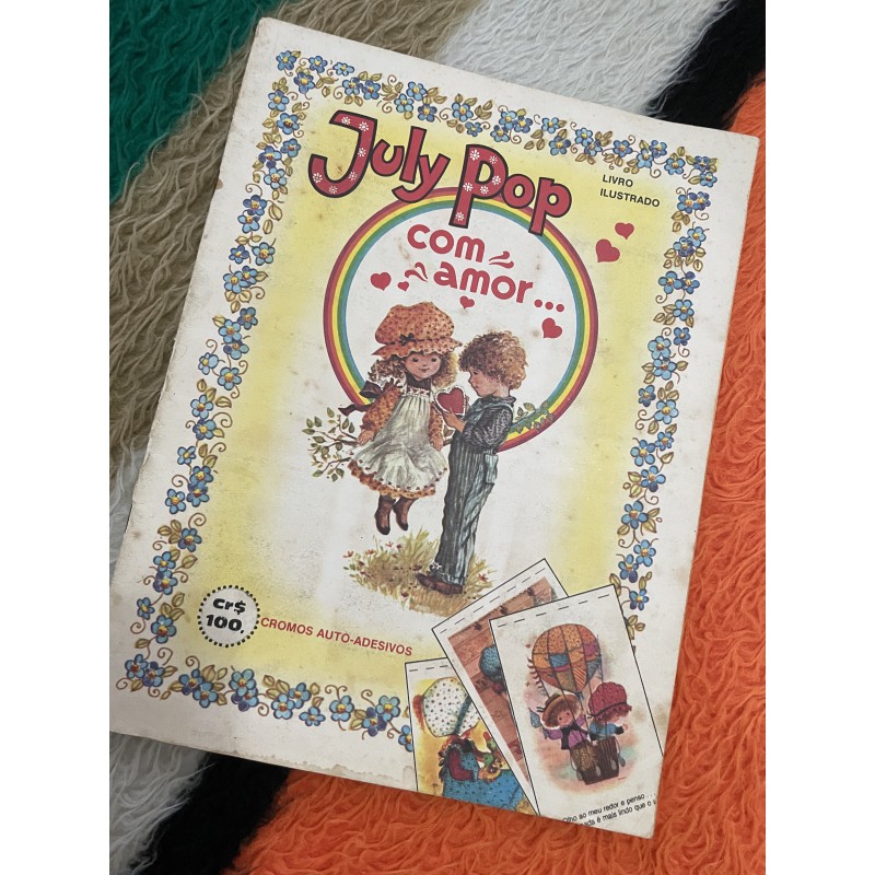 Álbum de Figurinhas July Pop Completo Editora Saravan