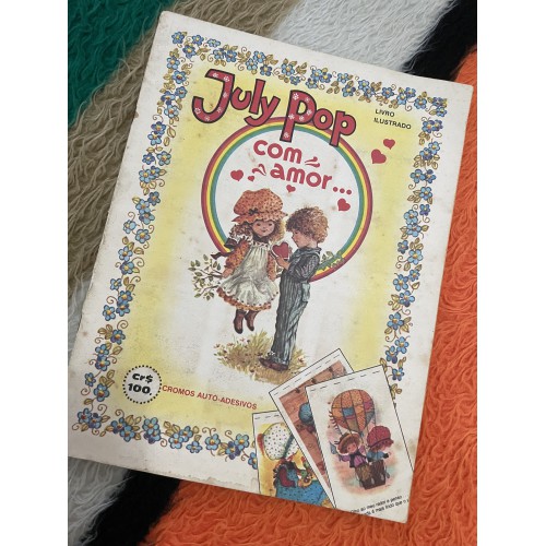 Álbum de Figurinhas July Pop Completo Editora Saravan