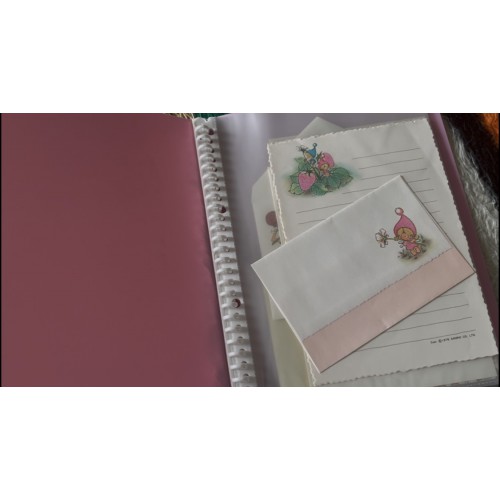 Coleção Linha do Tempo Sanrio Hallmark Charmers